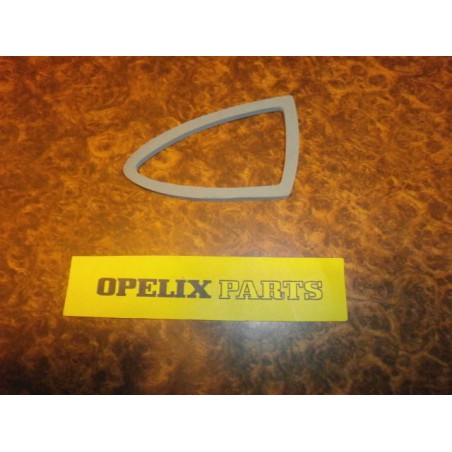 Eclairage de plaque : joint