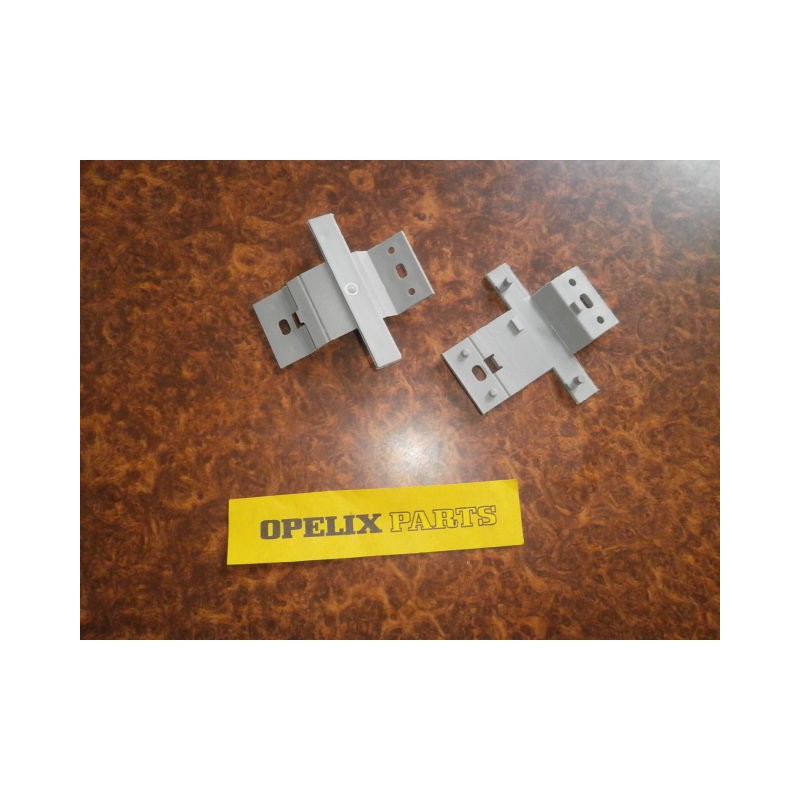 Charnières trappe d'essence 