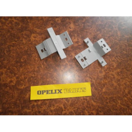 Charnières trappe d'essence 