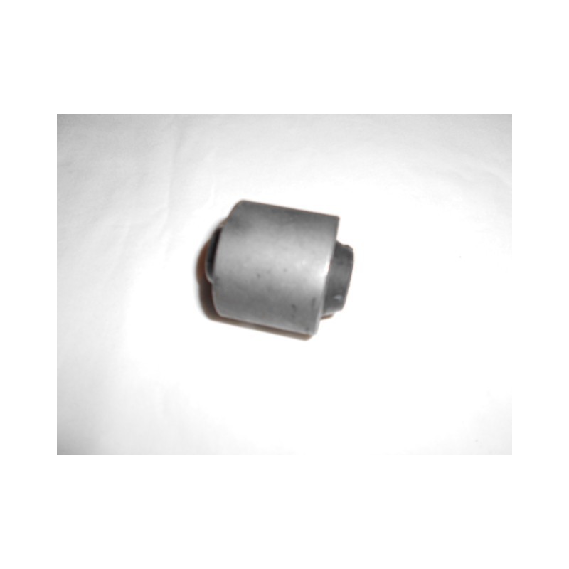 Silentbloc barre stabilisatrice arrière