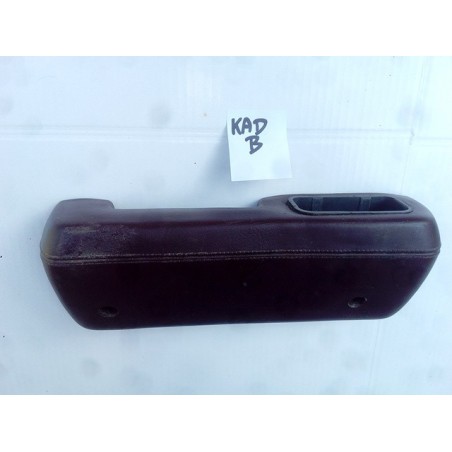 Accoudoir arrière gauche bordeaux