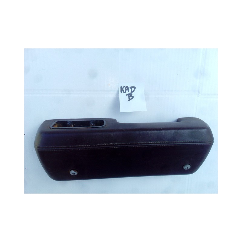 Accoudoir arrière droit bordeaux