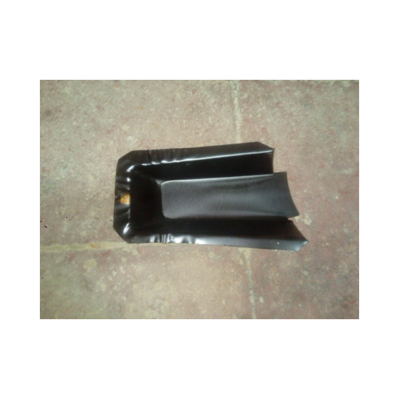 Tôle de renfort du montant de porte. Côté gauche